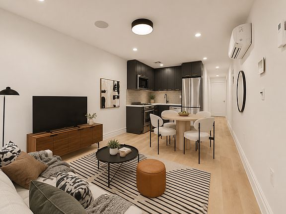 3rd image of 1014 Putnam Ave #1