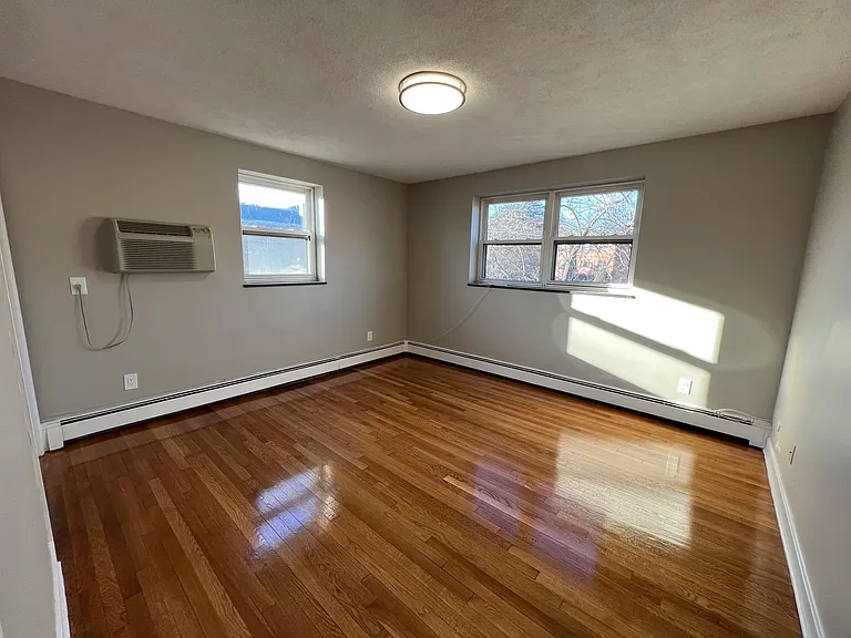 268 Grove St #10D — Photo 8