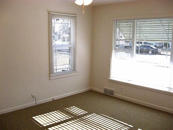 5th image of 675 E 13th St
