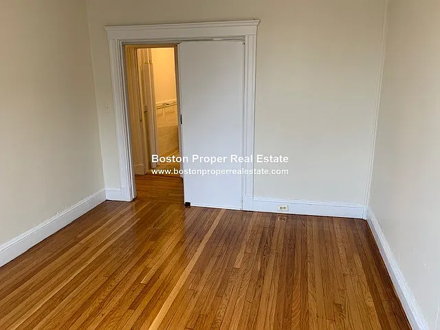 1109 Boylston St #7 — Photo 6