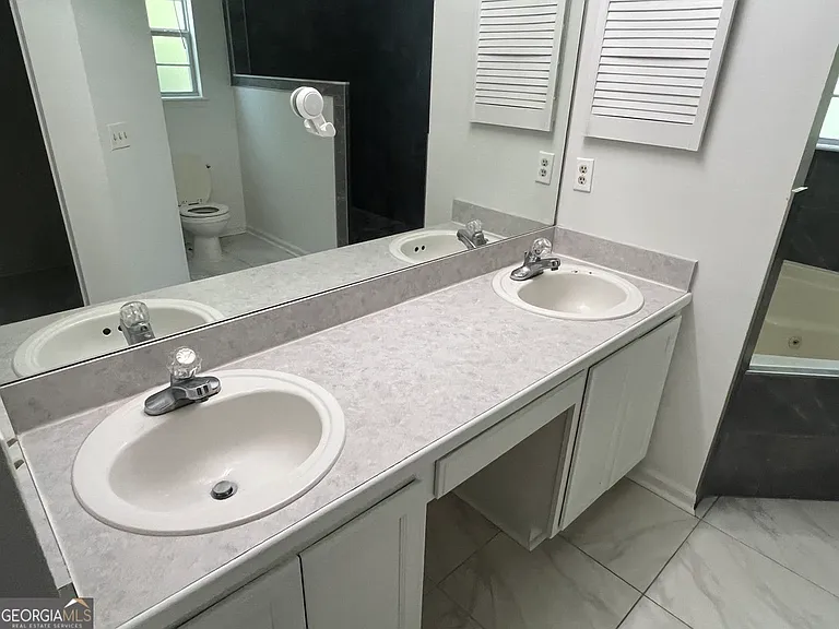 308 Maggie Way — Photo 8