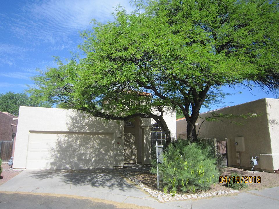 1st image of 3331 N Deerspring Ct