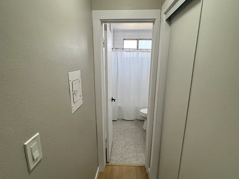 1165 N Normandie Ave — Photo 16