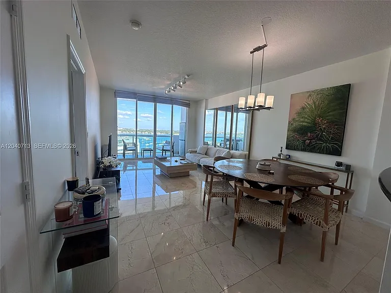 7900 Harbor Island Dr #1424 — Photo 6