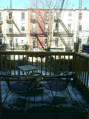 Rented by Pier 12 Real Estate | media 28