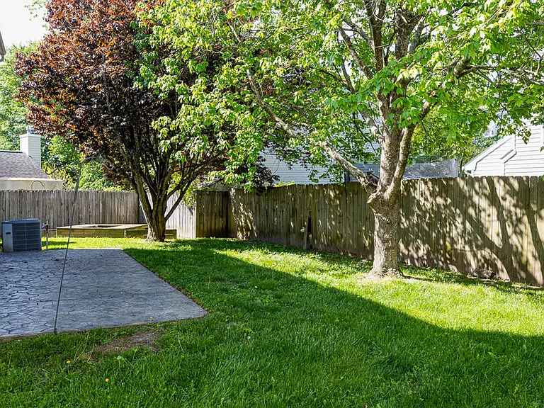 1789 Moonstone Dr — Photo 39