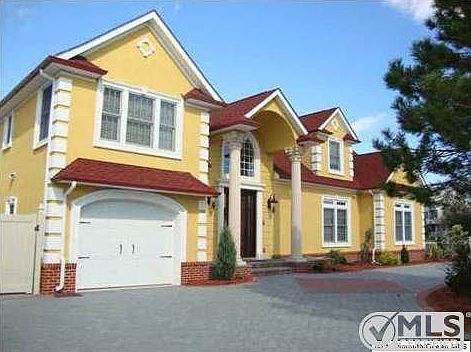 REMARKABLE CUSTOM HOME 