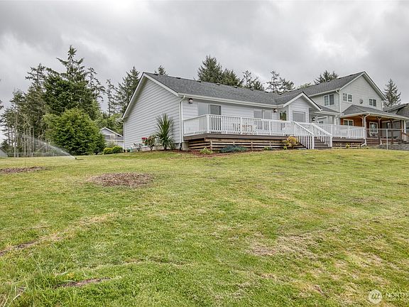 5th image of 107 Duck Lake Drive NE