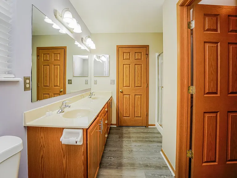 415 Vanderbuilt St — Photo 14