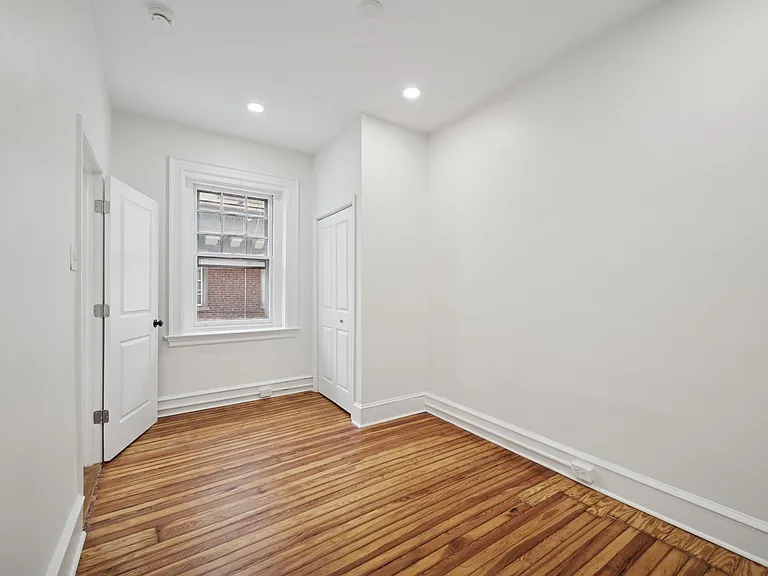 236 W Harvey St #B25 — Photo 10