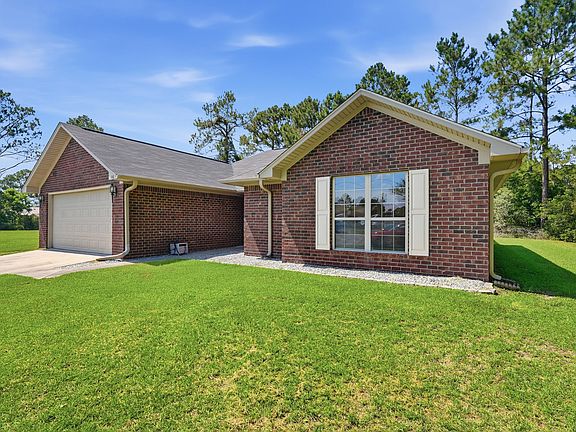 3rd image of 40 Cypress Cove Rd