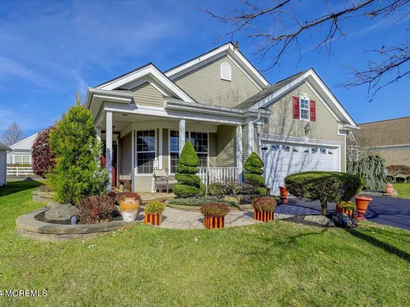 145 Huntington Drive, Jackson, NJ 08527