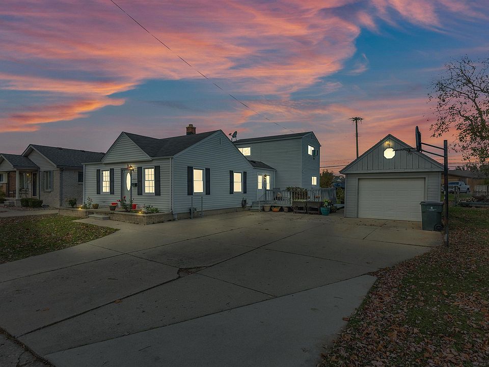 1st image of 23113 Doremus St