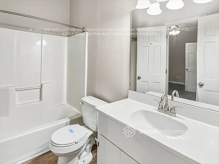 1040 Burning Bush Dr — Photo 9