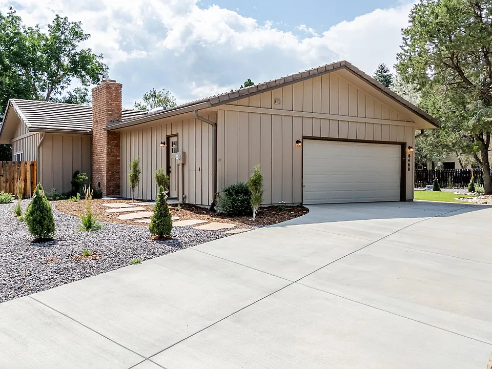 6468 Hawkeye Cir