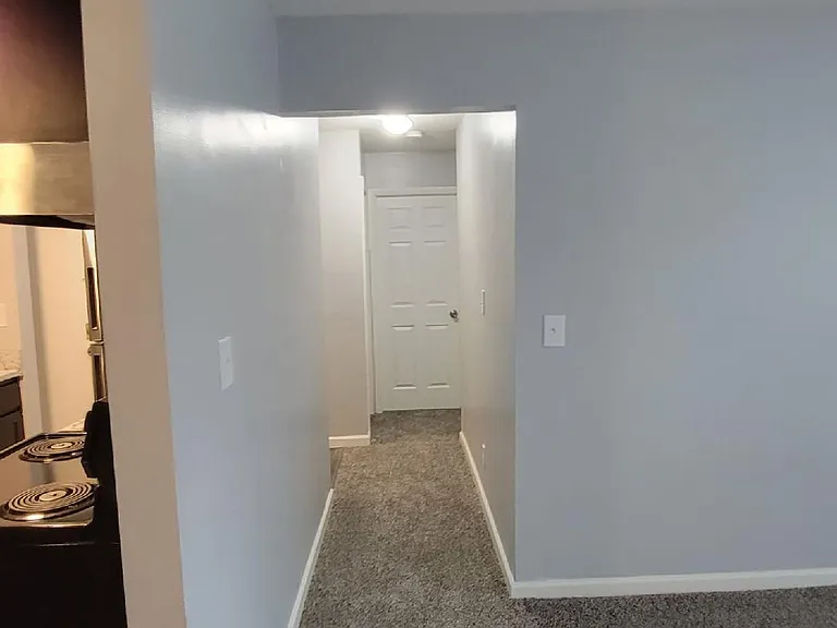 Hidden Trail Apartments — Photo 7