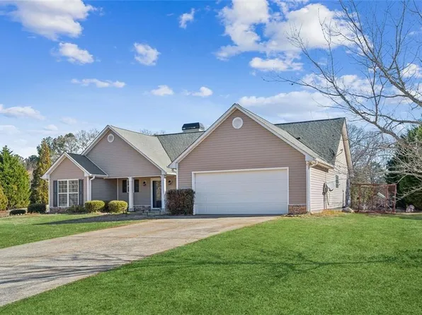 320 Tallassee Ln, Statham, GA 30666