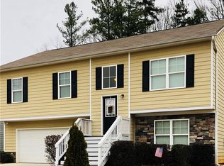 511 Forrest Hills Dr, Dallas, GA 30157