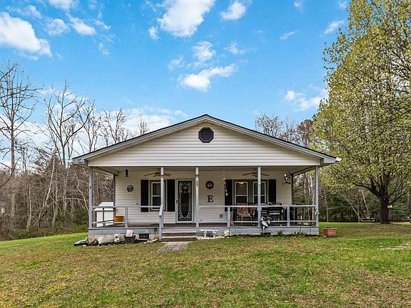 2nd image of 69 Willow Rd