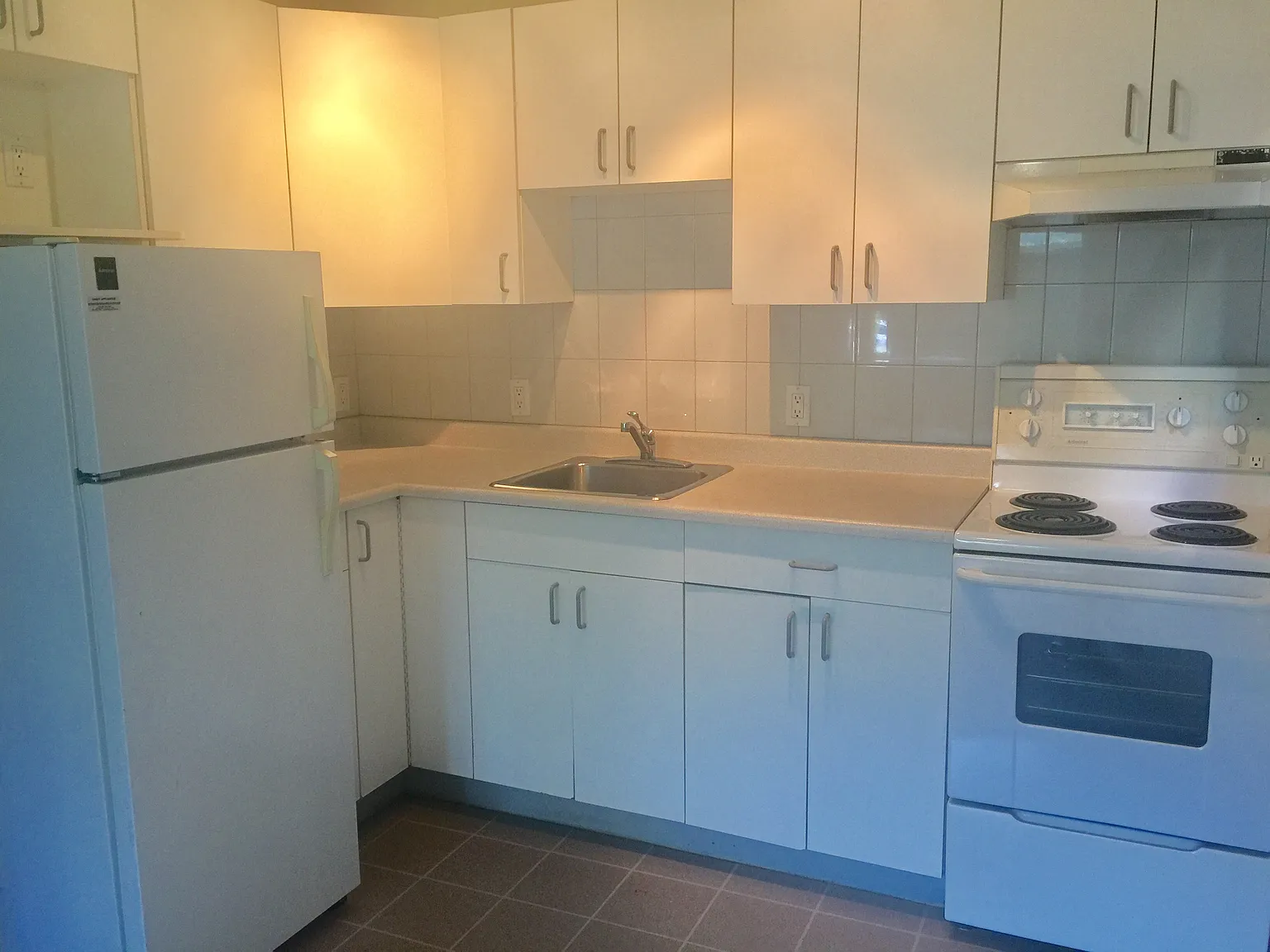 Studio, $1,575 — Photo 2