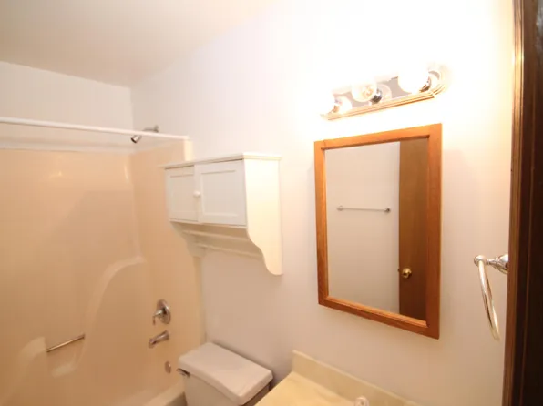 2402 Falcons Way, Saint Charles, MO 63303