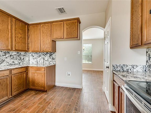 4th image of 4716 Evanshire Way