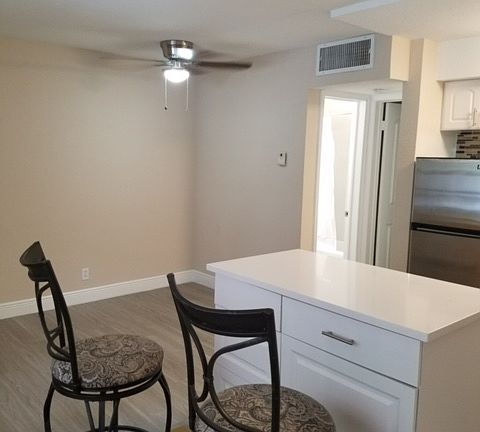 5th image of 1020 NE 17th Way APT 3