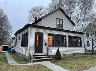 305 5th St, Ludington, MI 49431