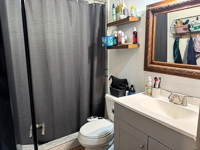 3803 Heather Dr W — Photo 14