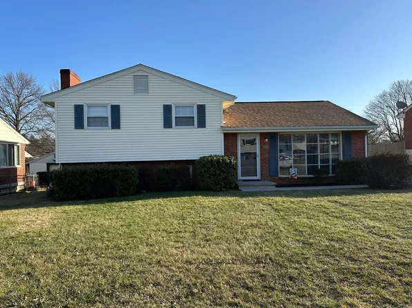 625 Santee Rd, Roanoke, VA 24019