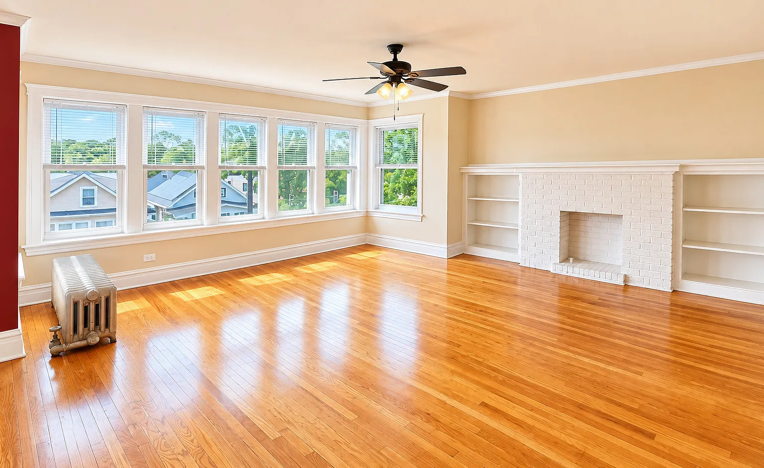2 bed, 1000 sqft, $1,600 — Photo 2
