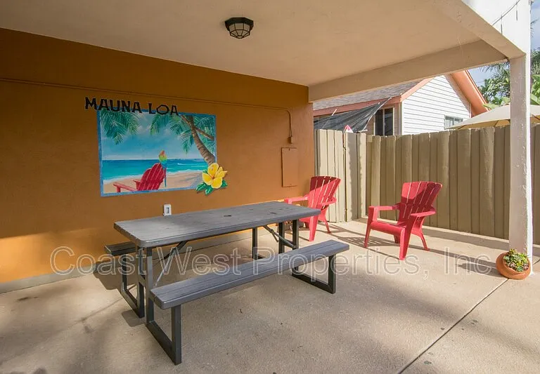 Mauna Loa Apartments — Photo 25