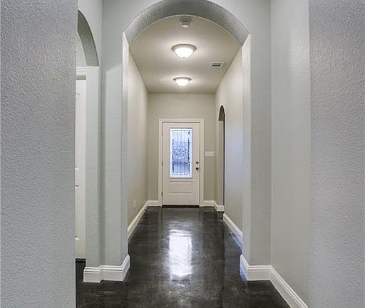 4th image of 607 Faulkner Ave
