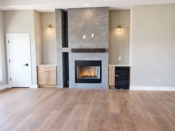 3rd image of 109 Ogle Ct #109