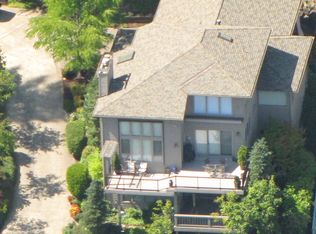 925 170th Pl SE, Bellevue, WA 98008