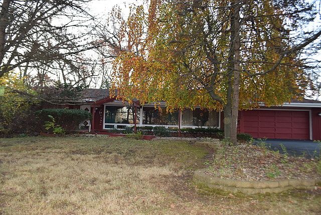 1st image of 8321 W 126th St