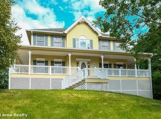 34284 Red Oak Ln, Cumming, IA 50061