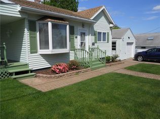 115 Tallman Ave, Portsmouth, RI 02871