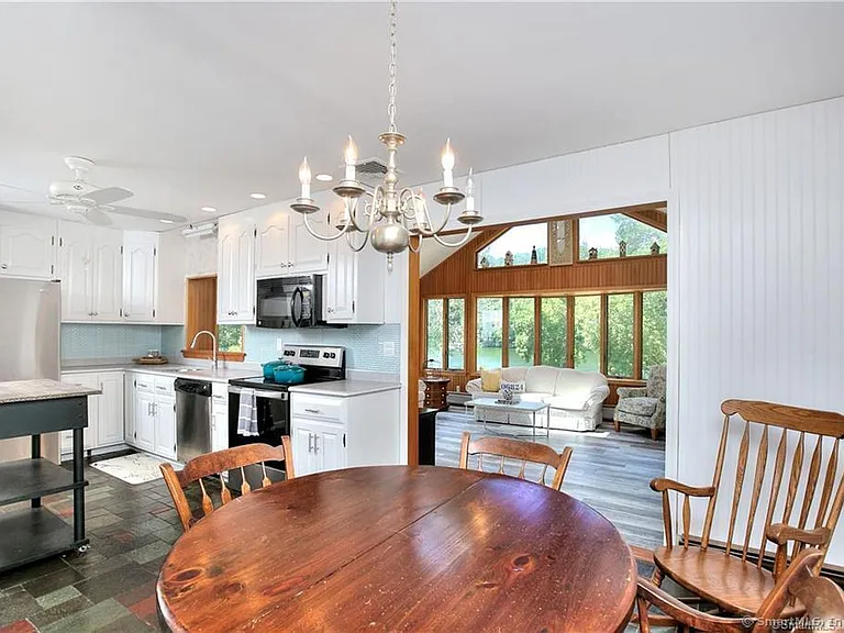 151 Sasapequan Rd — Photo 8