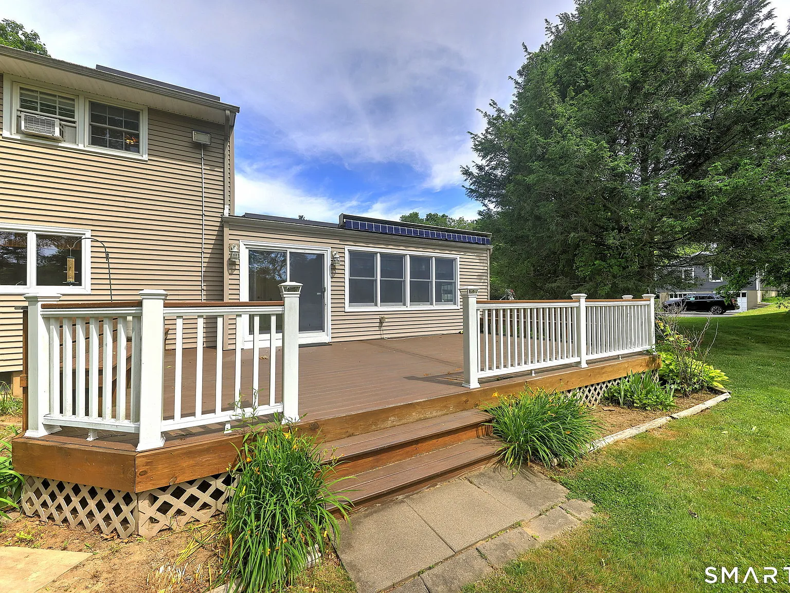 4 bed, 2.5 bath, 2088 sqft, $4,000 — Photo 4