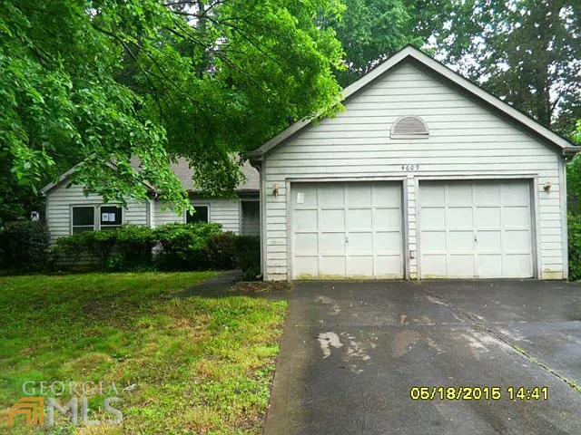 4609 Midridge Dr photo 1