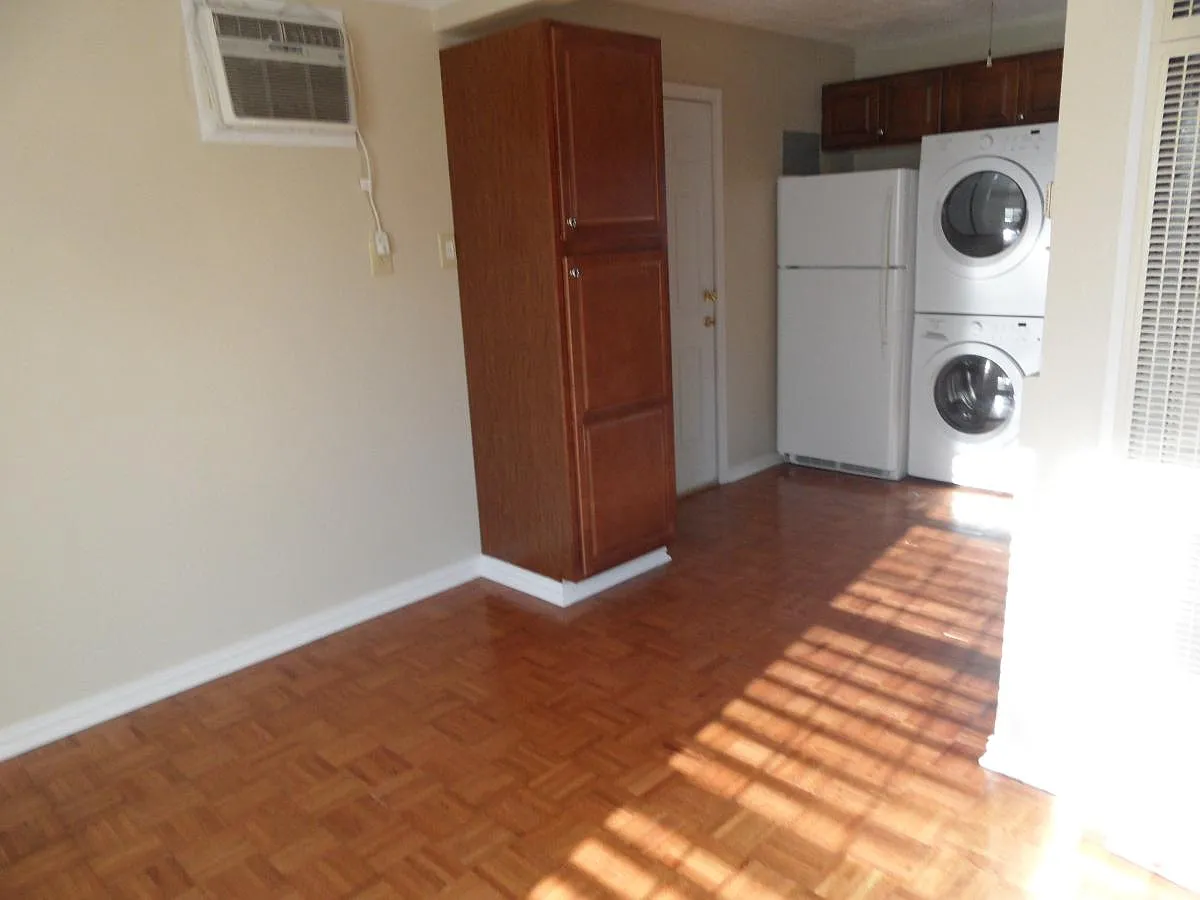 5338 El Campo Avenue — Photo 3