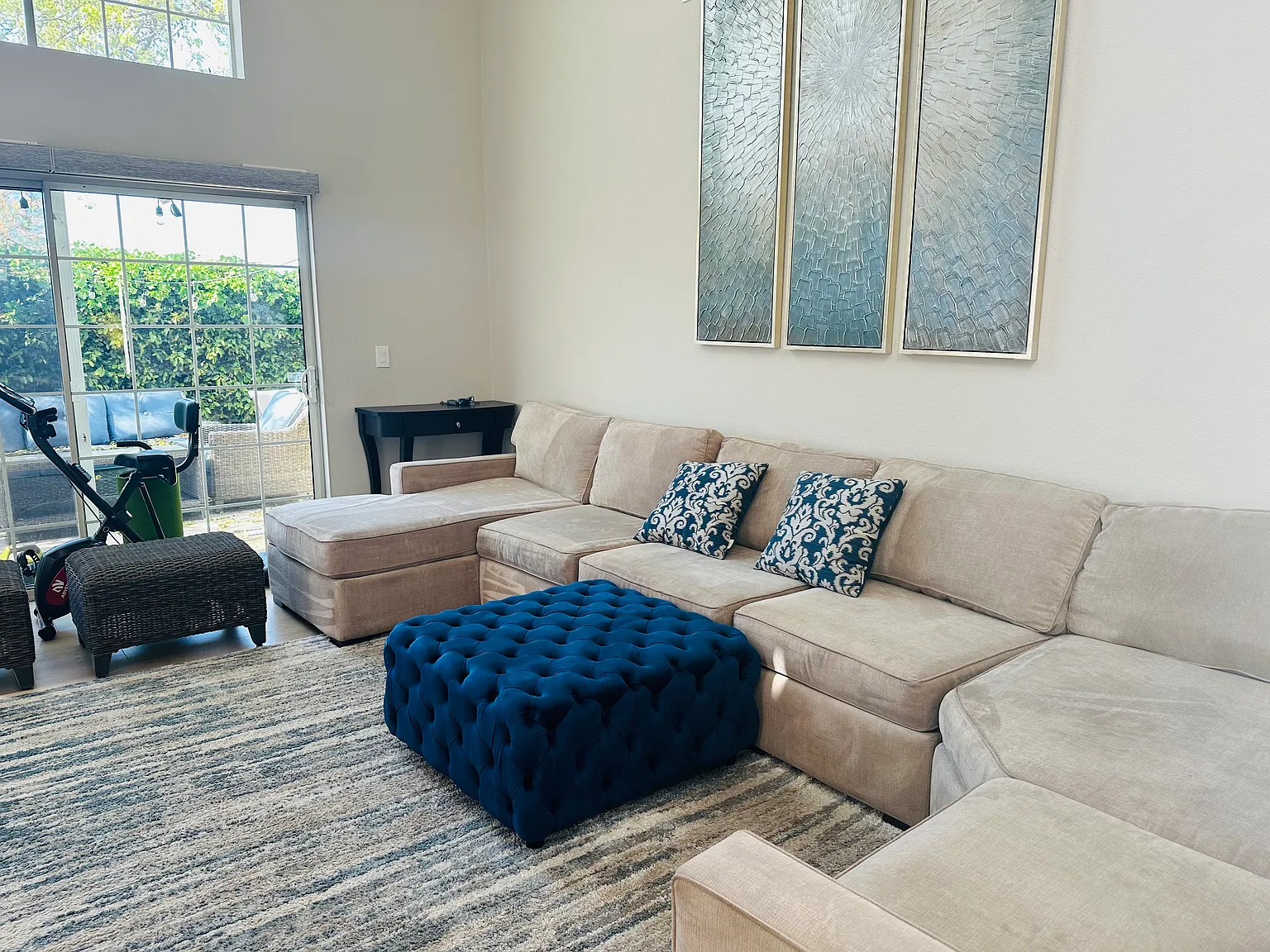 3 bed, 2.5 bath, 1792 sqft, $4,500 — Photo 3
