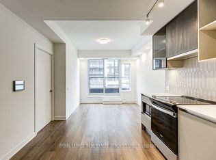 395 Dundas St W #324, Oakville, ON L6M 4L9