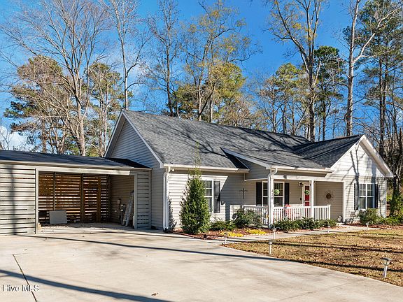 3rd image of 420 Crown Drive