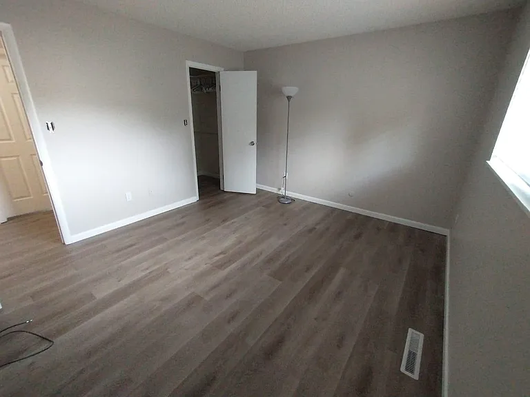 3275 Squaw Valley Dr — Photo 17