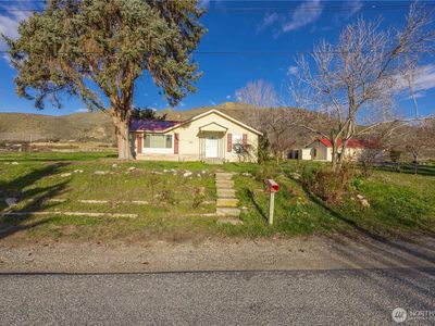 750 4th Street, Chelan Falls, WA, 98817