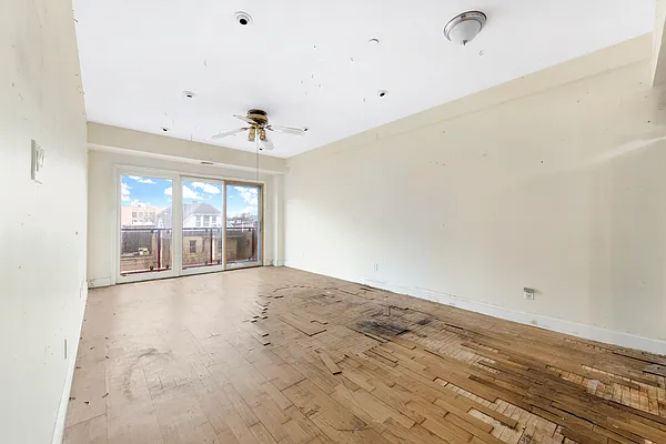 Sold by Compass | media 7
