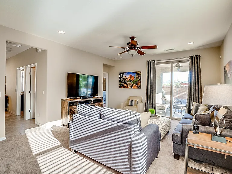 26731 W Pontiac Dr — Photo 15