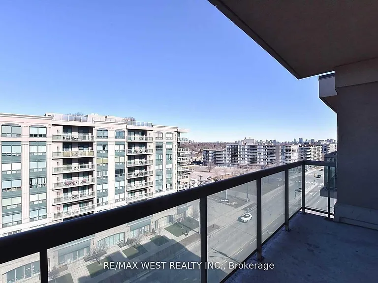 935 Sheppard Ave W #Penthouse 810 — Photo 37